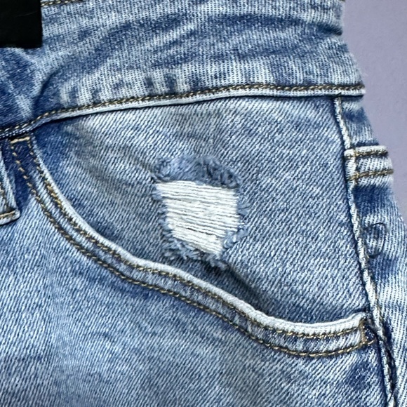 High Rise Bermuda Stretch Denim Short Size 17 Ava & Viv NWOT - Picture 11 of 11